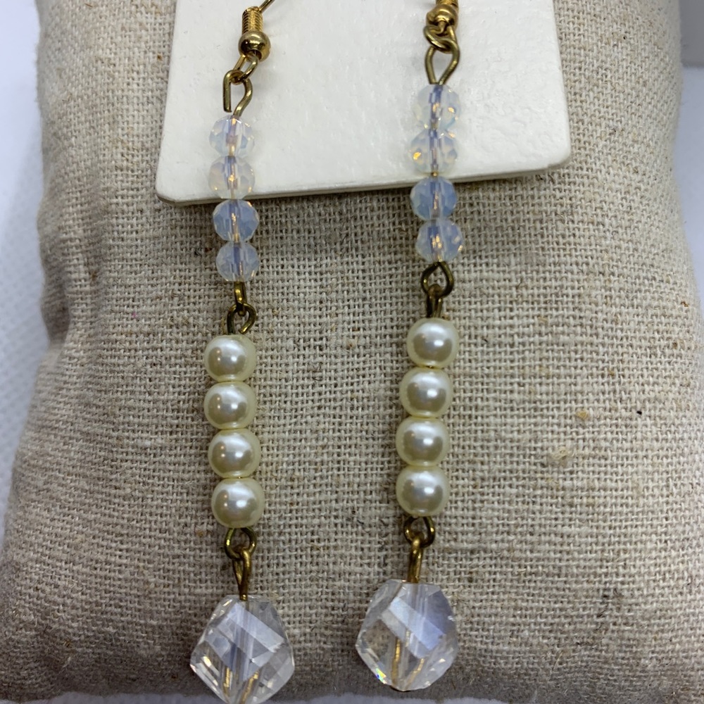 NEW Jane Marie gold crystal pearl dangle earrings - Picture 2 of 5